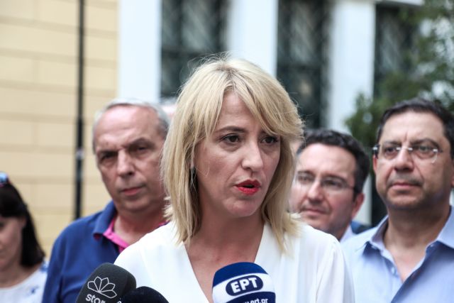 Δούρου: Τα συνεργεία της Περιφέρειας ξεκίνησαν τις αυτοψίες