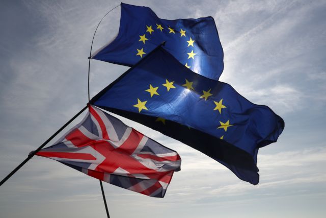 Brexit: Πώς προετοιμάζονται ελληνική κυβέρνηση και επιχειρήσεις