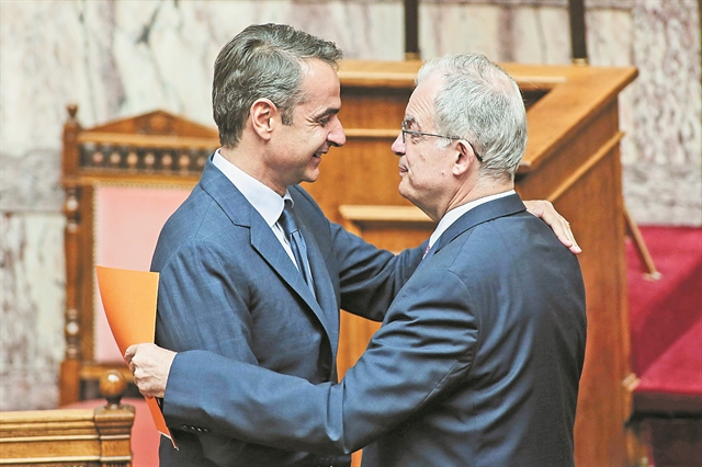 Ενας ρέκορντμαν στην προεδρία της Βουλής