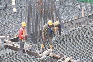 Μείωση εισφορών για τους καλοπληρωτές