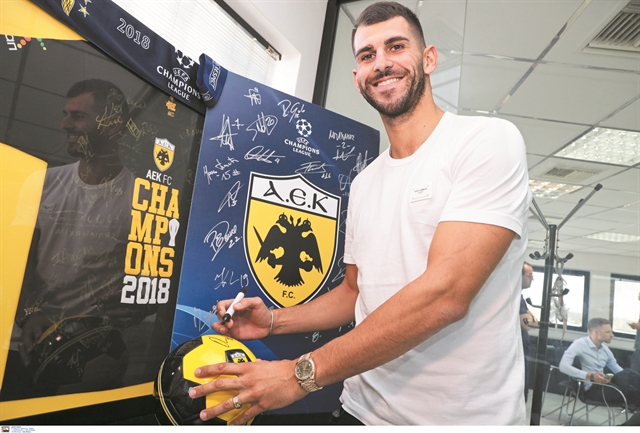 Διαφορετική ομάδα με τον Ολιβέιρα