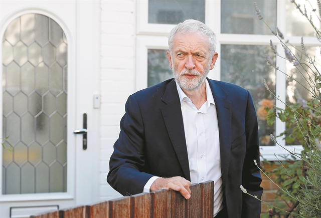 Ζητεί νέο δημοψήφισμα