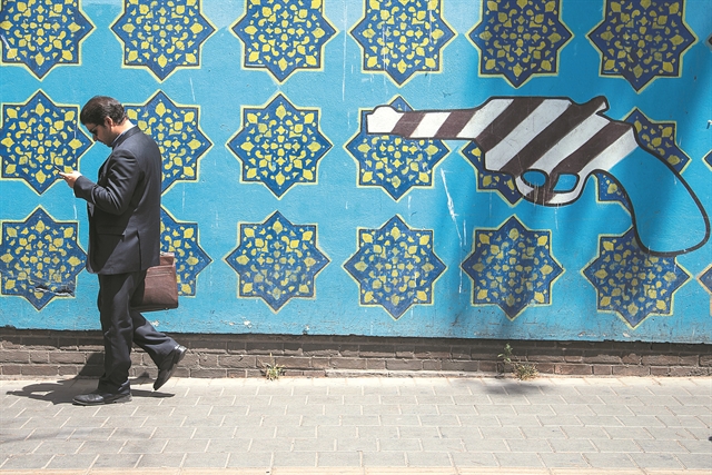 Πιέζει τους Ευρωπαίους η Τεχεράνη