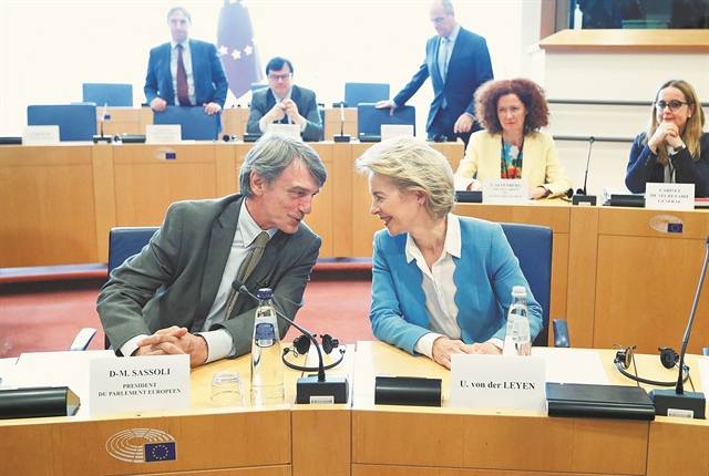 Μαραθώνιος συναντήσεων για την Ούρσουλα φον ντερ Λάιεν