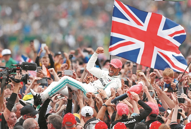 Η… ρουτίνα της καρό σημαίας