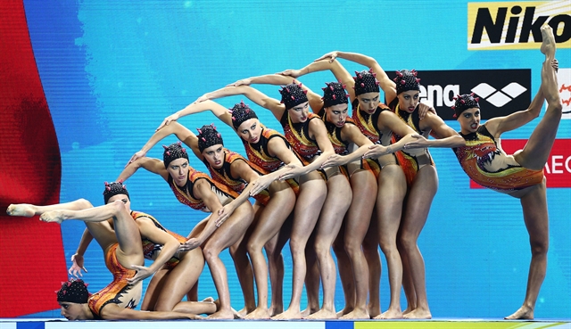 Το έριξαν στο τρολάρισμα!