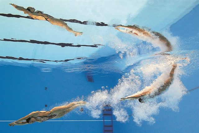 Χωρίς την Αθηνά