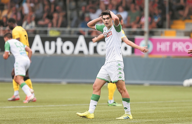 Κλεισμένοι Σερπέζης, Αθανασακόπουλος