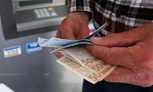 Αναδρομικά: Πότε θα τα πάρουν 90 χιλιάδες δικαιούχοι
