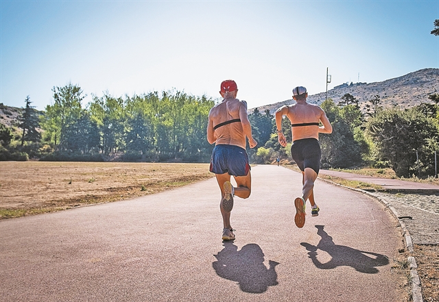 Καίει ο καύσωνας θερμίδες;