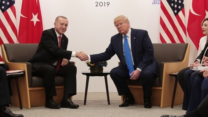 Οι ΗΠΑ στέλνουν τελεσίγραφα, ο Ερντογάν αδιαφορεί και απειλεί την Ουάσιγκτον