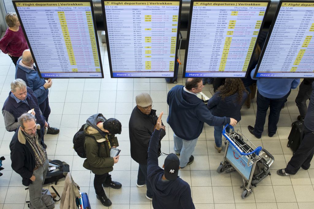 Άμστερνταμ: Συνεχίζονται τα προβλήματα στο αεροδρόμιο