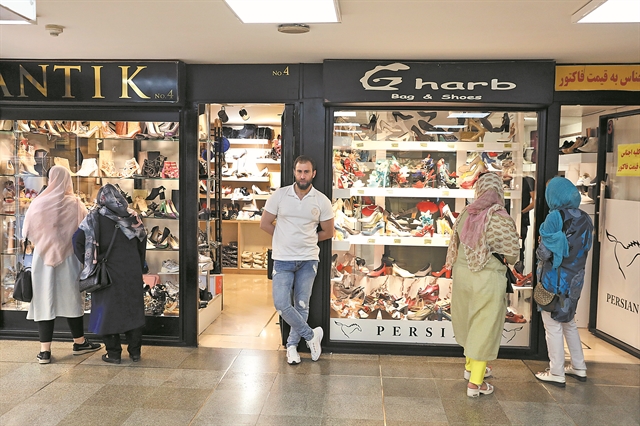 Ο Τραμπ, η Τεχεράνη και το καζάνι που βράζει