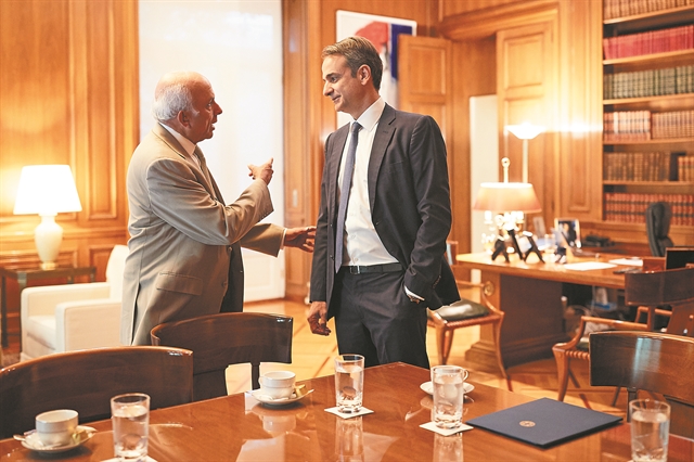 Θέλει να φέρει ξένους επενδυτές στην Ελλάδα