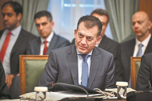 Μείωση εισφορών, άρση αδικιών για νέους συνταξιούχους