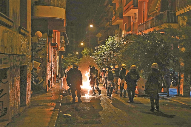 Η Αστυνομία πήγε πλατεία