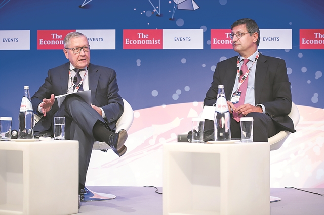 Μείωση φόρων με δέσμευση για τους στόχους