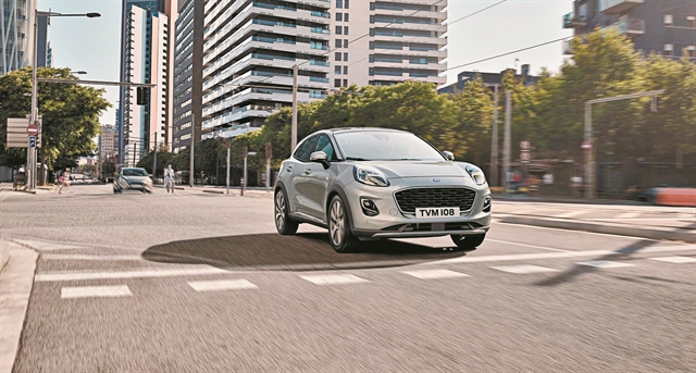 Με ηλεκτρικό SUV το 2020