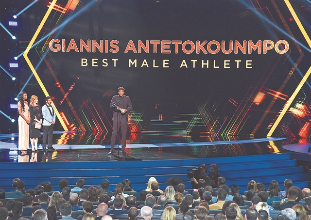 Ο Γιάννης βγήκε και πλανητάρχης!