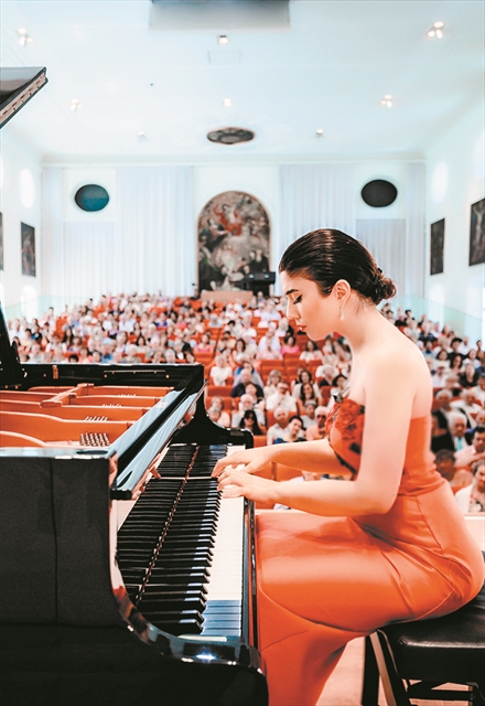 Το ρεσιτάλ της Νεφέλης στο Σάλτσμπουργκ