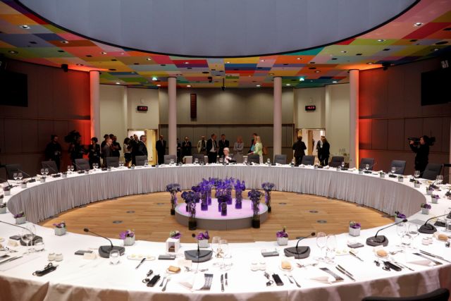 Διεκόπη και θα συνεχιστεί αύριο η Σύνοδο Κορυφής