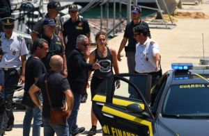 Καρόλα Ρακέτε: Πάνω από 1 εκ. ευρώ από δωρεές για την απελευθέρωσή της