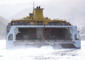 Σαντορίνη: Μηχανική βλάβη σε καταμαράν με 606 επιβάτες