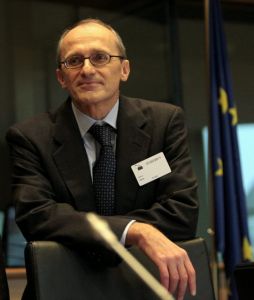 Στην Αθήνα ο επικεφαλής του SSM