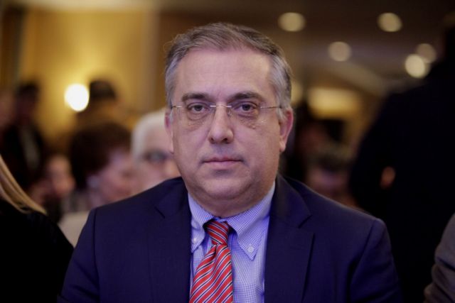 Συναντήσεις Θεοδωρικάκου με Μπακογιάννη, Μώραλη και Πατούλη