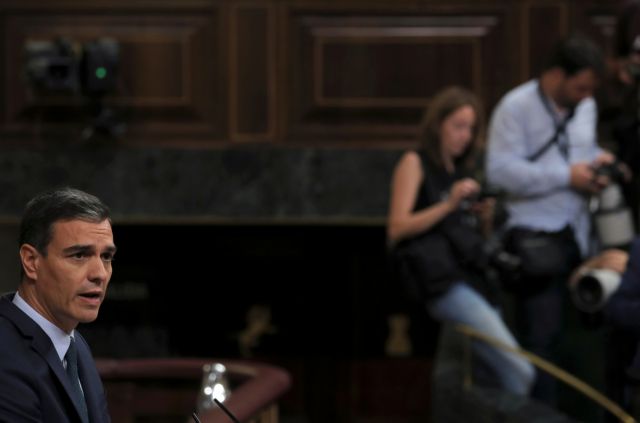 Προς εκλογές στην Ισπανία: Εχασε την ψήφο εμπιστοσύνης ο Σάντσεθ