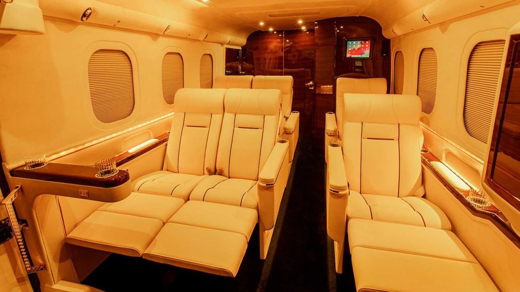 Το κινητό τετράτροχο παλάτι κοστίζει 1 εκατ. δολάρια