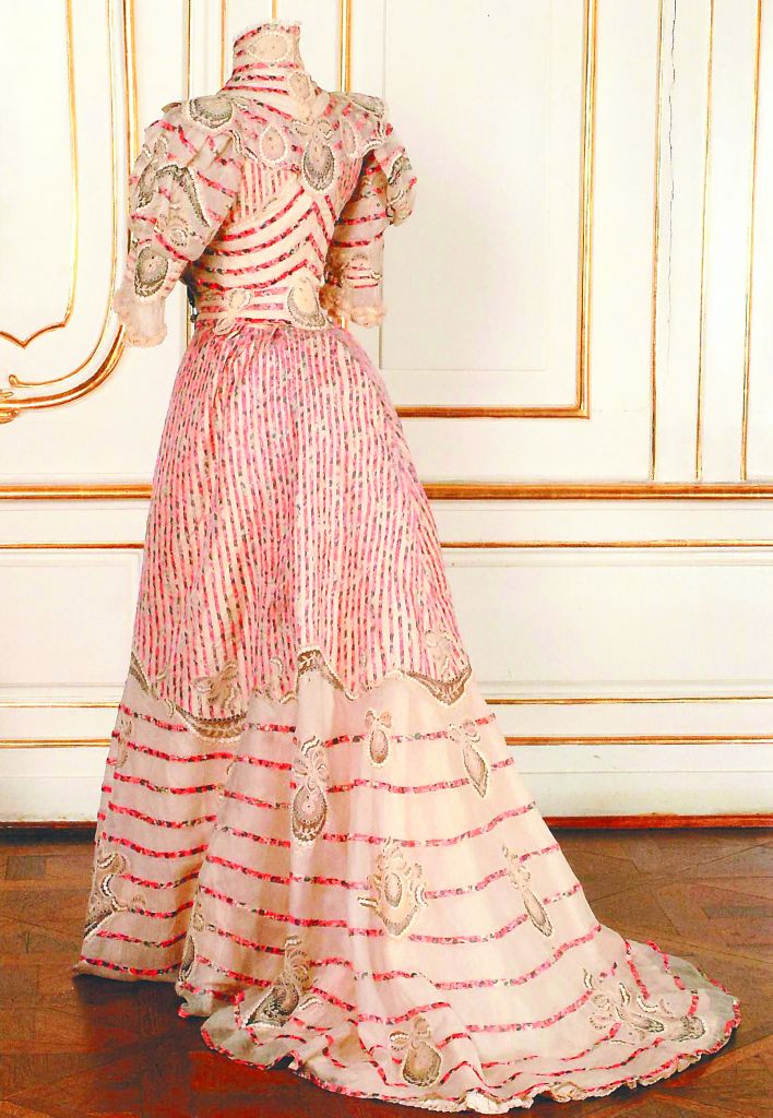 Η θλιμμένη Σίσι στην Κέρκυρα