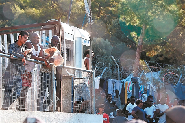 Απάτη με μετανάστες άρρωστους… στα χαρτιά