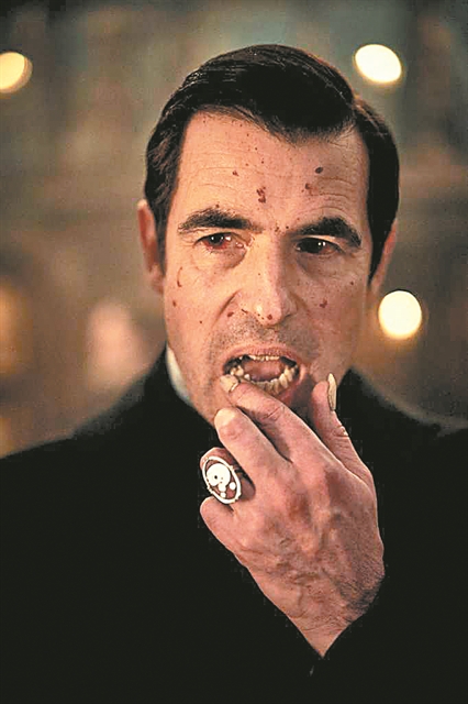 Αποκαλυπτήρια για τον νέο Δράκουλα της οθόνης