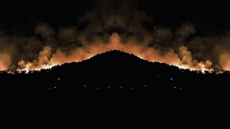 Δεύτερη νύχτα αγωνίας στην Εύβοια – Εφιάλτης καπνοί και αναζωπυρώσεις