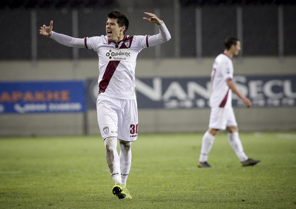 Super League 1 : Τέλος και ο Γιακιμόφσκι από τη Λάρισα