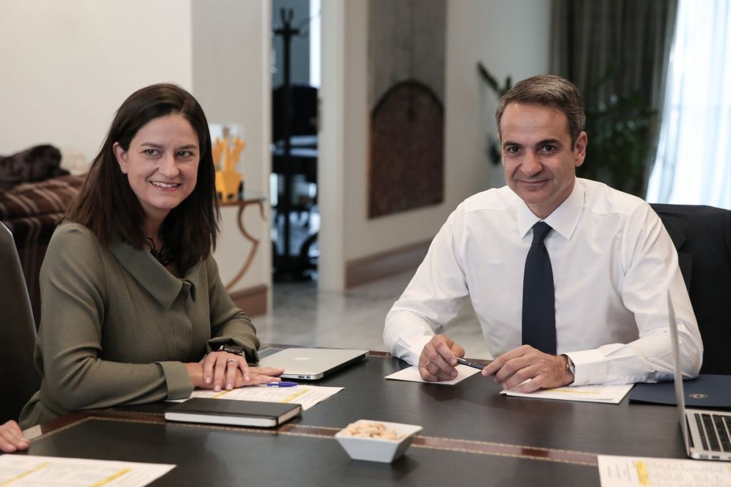 Στο υπουργείο Παιδείας ο Κυριάκος Μητσοτάκης