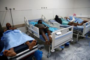Θύελλα αντιδράσεων για τον βομβαρδισμό σε καταυλισμό προσφύγων στη Λιβύη