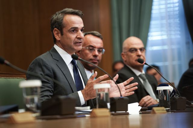 Η παράλληλη κυβέρνηση του Μητσοτάκη