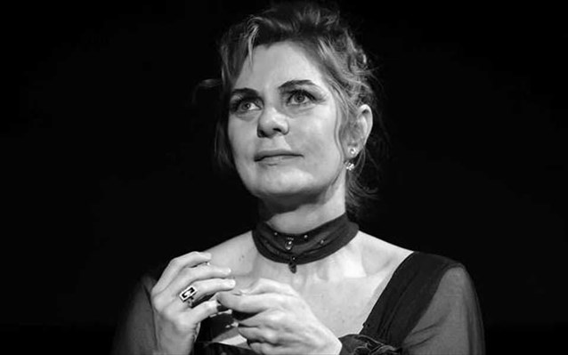 Χρύσα Σπηλιώτη: Το συγκινητικό μήνυμα για την ηθοποιό που κάηκε στην πυρκαγιά στο Μάτι