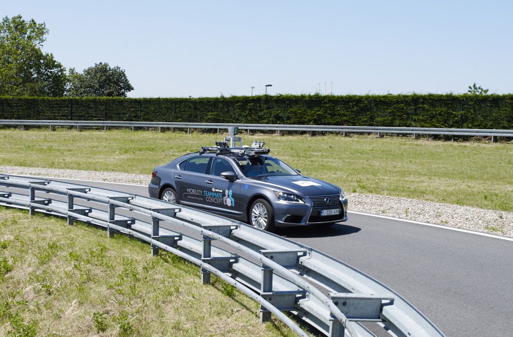 Toyota: Έβγαλε στους δρόμους τα πρώτα αυτόνομα ΙΧ