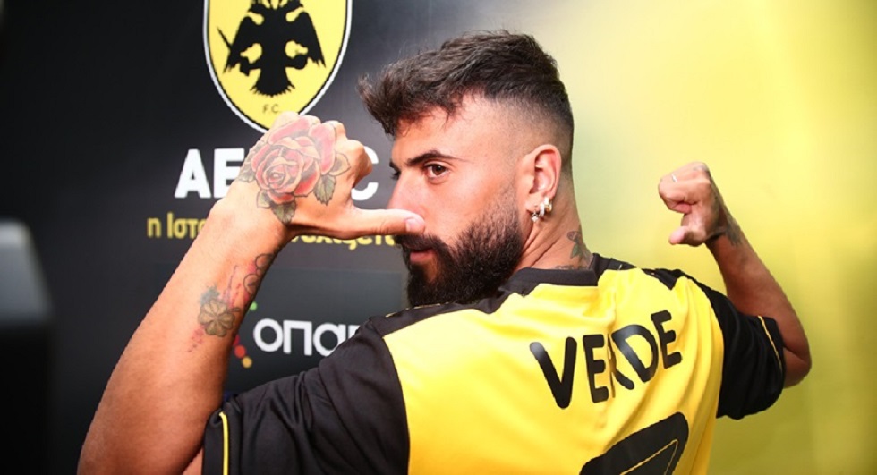 Για τρία χρόνια στην ΑΕΚ ο Βέρντε με το αγαπημένο του «7»