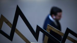 Μικρή πτώση στο άνοιγμα του Χρηματιστηρίου