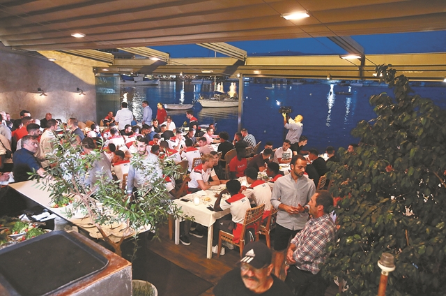 Θρυλικό δείπνο!