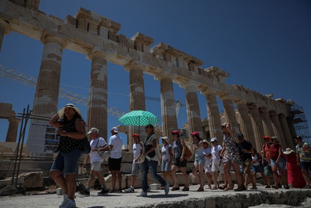 Οπλίτης – γιατρός τοποθετήθηκε στην Ακρόπολη