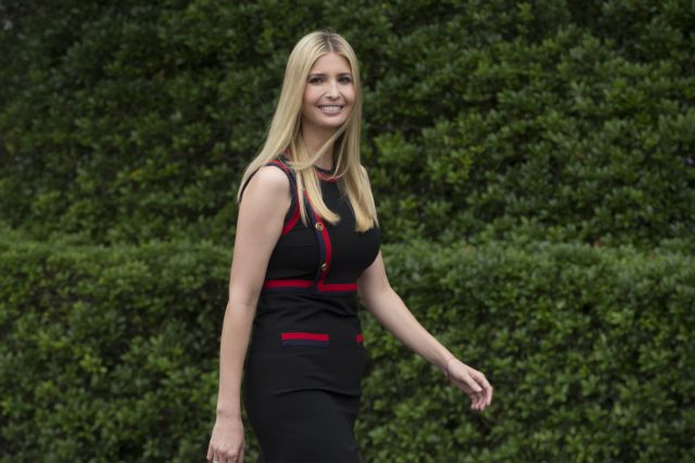 Γιατί ο λευκός σκύλος που δώρισε η Ιβάνκα Τραμπ θεωρείται σύμβολο ναζισμού