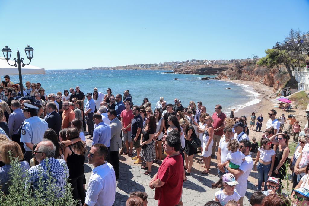 Τραγωδία στο Μάτι: Το μνημόσυνο για τα 102 θύματα