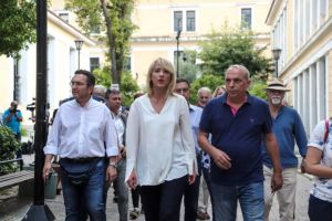 Ελεύθερη χωρίς όρους η Ρένα Δούρου για την τραγωδία στη Μάνδρα