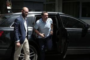 Πολιτική Γραμματεία του ΣΥΡΙΖΑ : Ο Τσίπρας ανασυγκροτεί το κόμμα