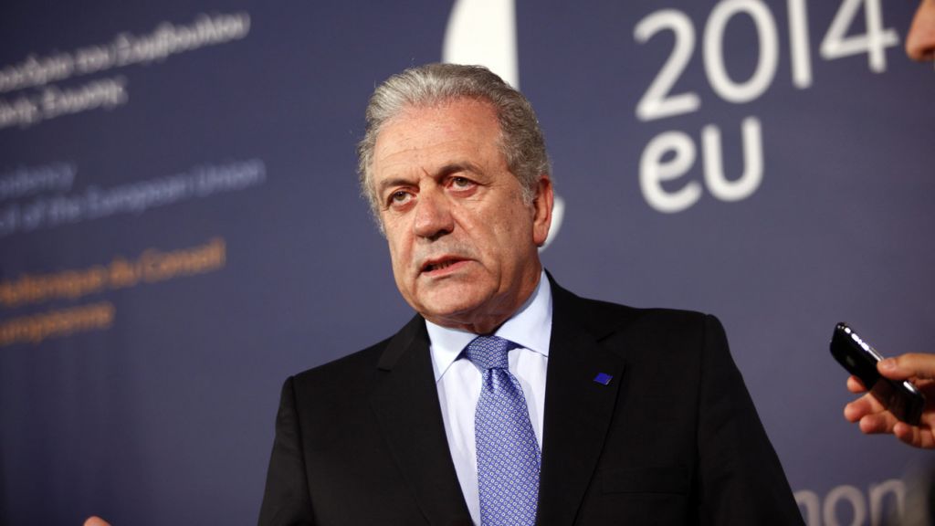 Αβραμόπουλος: Απαραίτητη η συνεργασία Τουρκίας – ΕΕ στο προσφυγικό